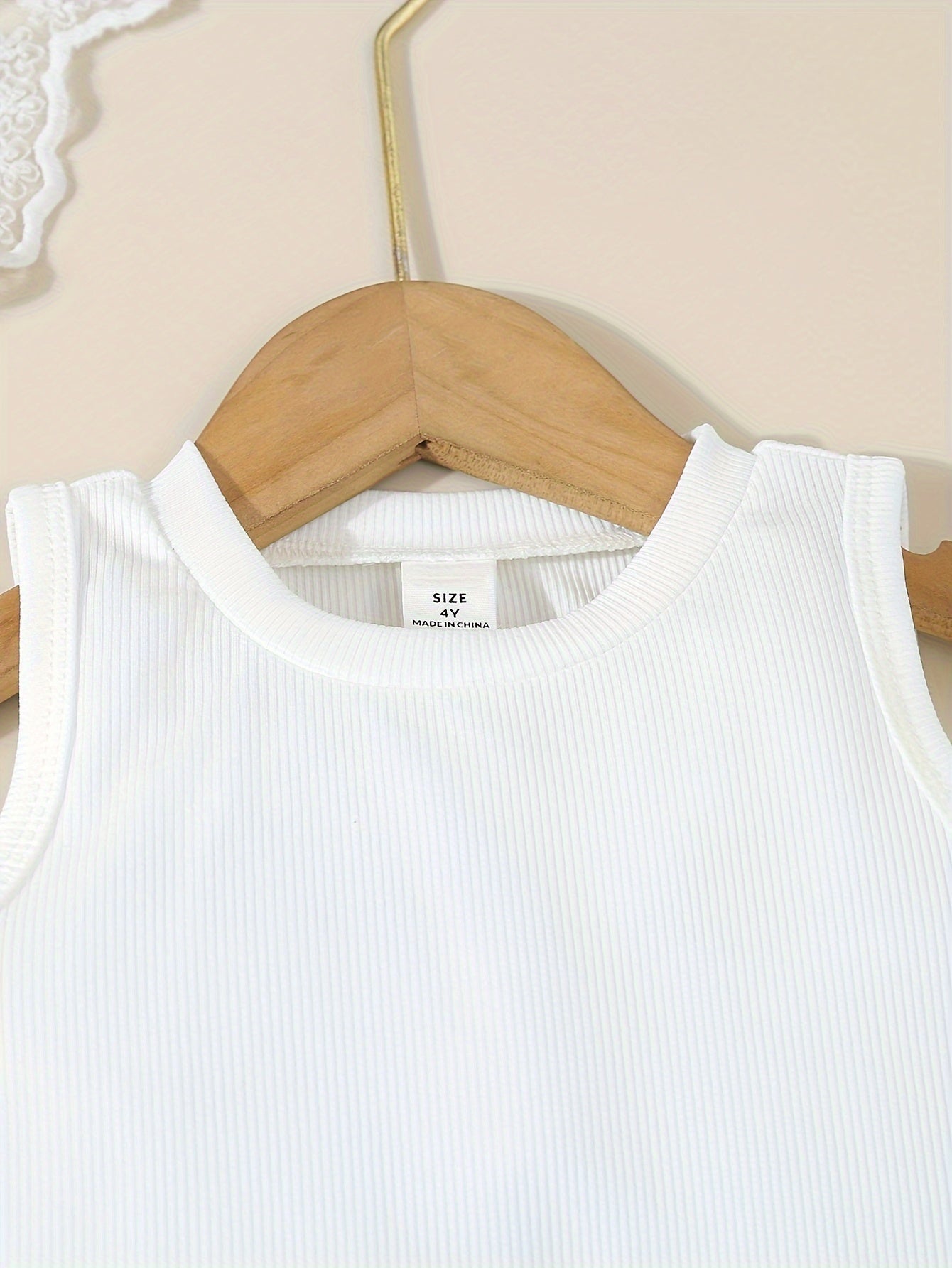 Girl's Outfit Basic Tank Top + Raw Hem Pearls Design Shorts Daily Summer Set, Girls Outdoor Clothes, Gift