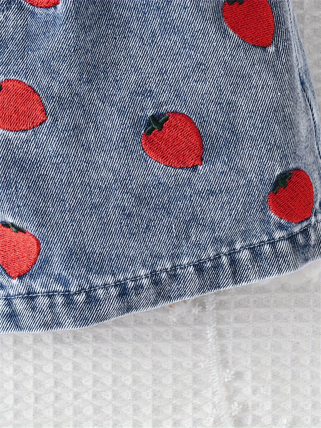 2-Piece Girls’ Embroidered Denim Top + Shorts Set – Summer Holiday Casual Outfit