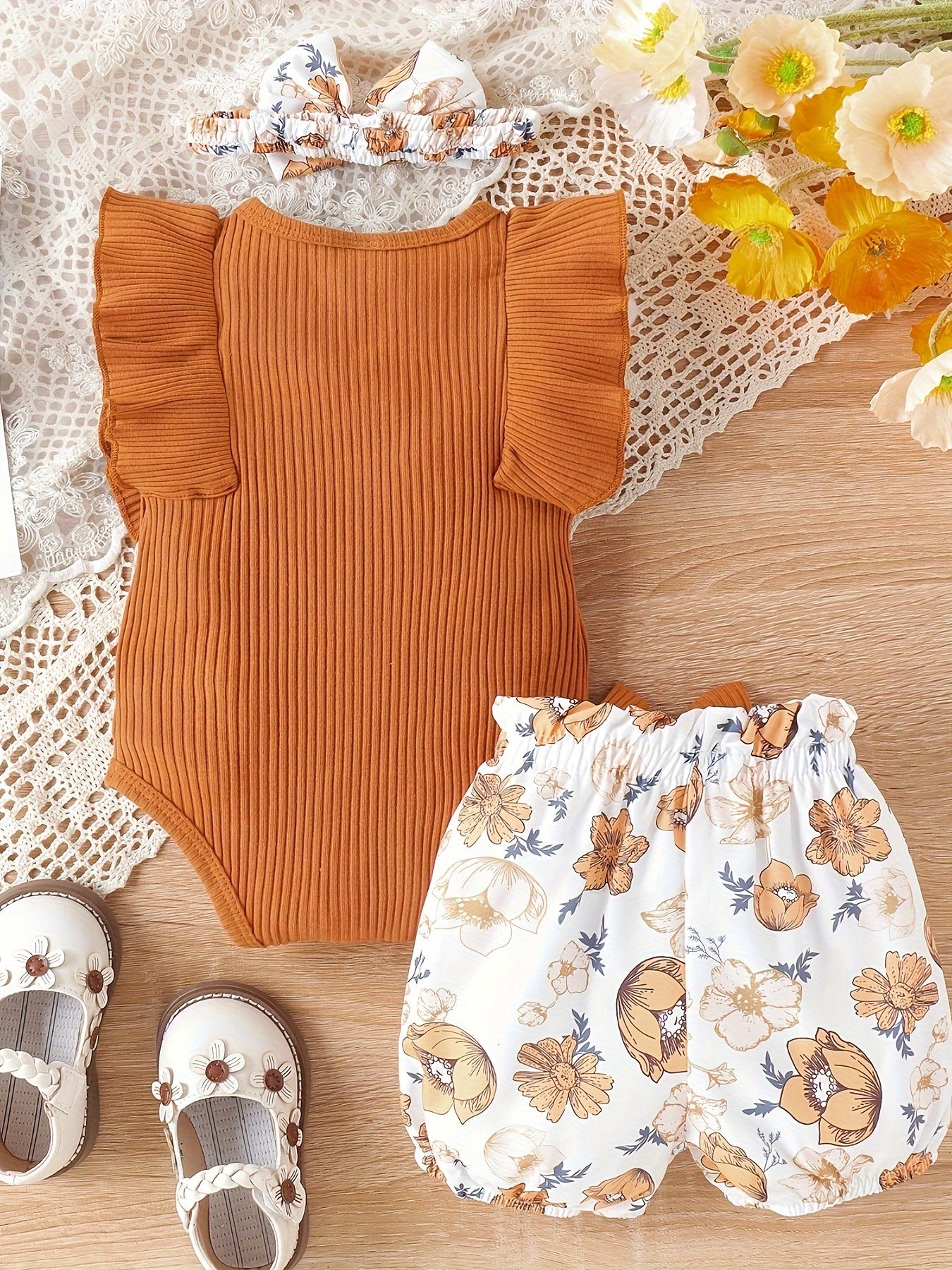 2pcs Infant's Casual Summer Set, Solid Color Ribbed Bodysuit & Floral Pattern Shorts, Baby Girl's Clothes