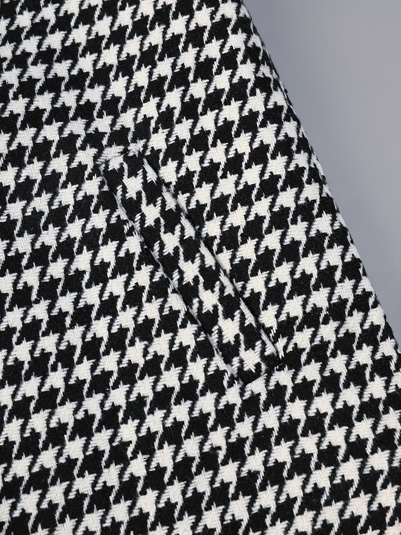 Elegant Houndstooth Dress Coat for Girls, Polyester Lapel Collar Flared Long Sleeve Single Button Coat, Spring/Autumn Mid-Length Children's Outerwear with Button Details - Non-Stretch Regular Fit