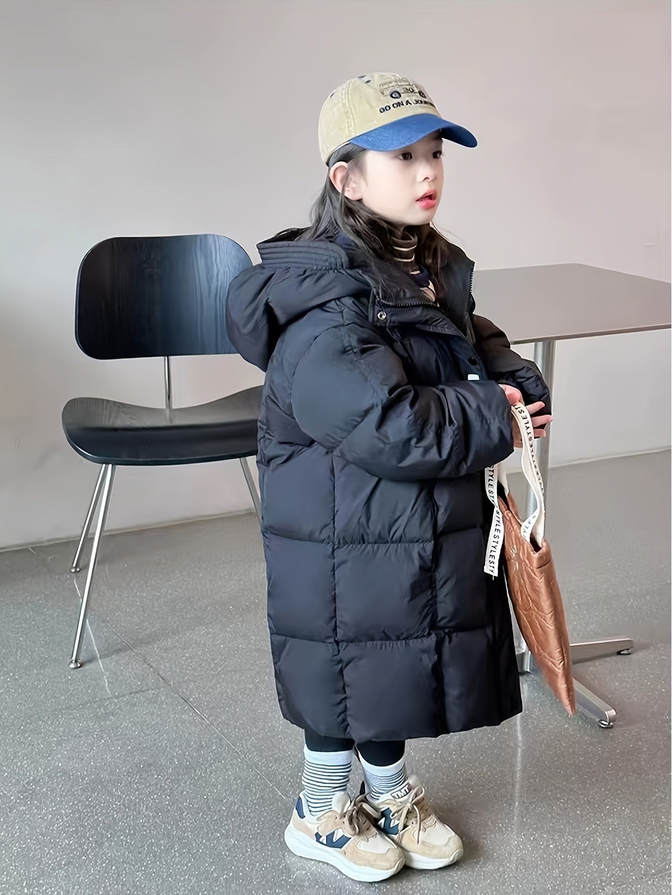 1pc Girls' Winter 2024 Casual Style Hooded Puffer Coat, Thickened Windproof Mid-Length, Solid Color Polyester Filling, Regular Fit, Non-Stretch Fabric