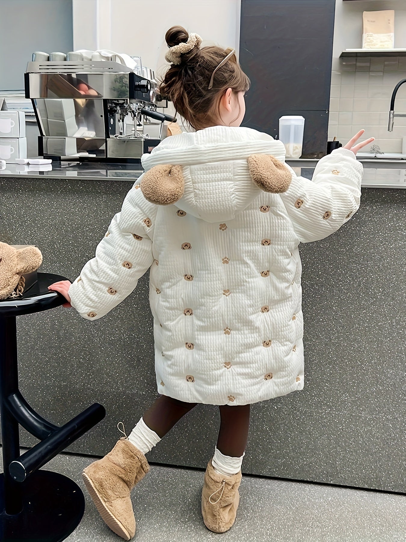Youngsters's Girl Winter Cotton Suit Medium and Long Style: Full Embroidery Cotton Suit, Cartoon Bear Hat and Zipper Closure - Suitable for Winter Outings (Product does not include Bear Backpack)