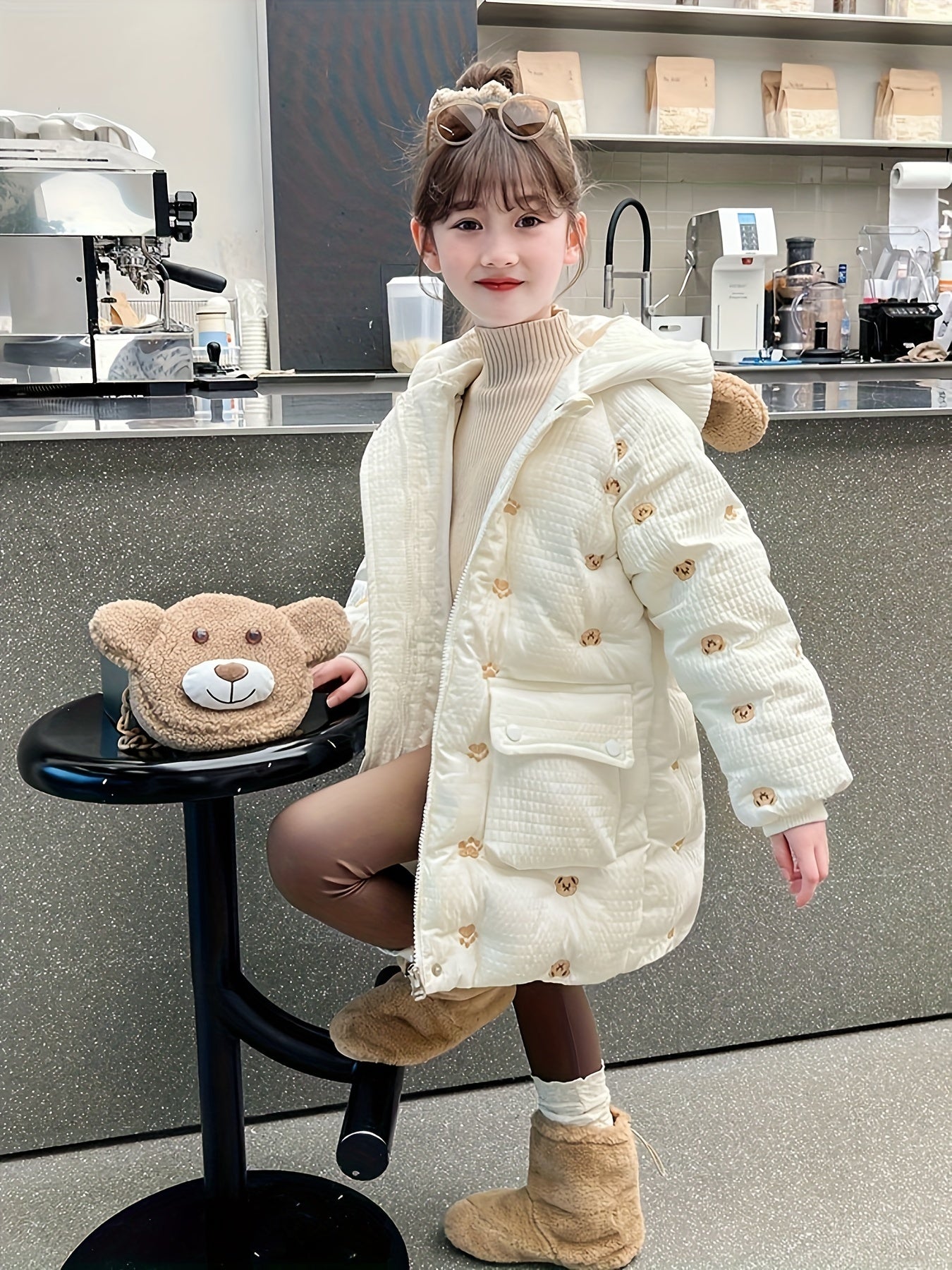 Youngsters's Girl Winter Cotton Suit Medium and Long Style: Full Embroidery Cotton Suit, Cartoon Bear Hat and Zipper Closure - Suitable for Winter Outings (Product does not include Bear Backpack)