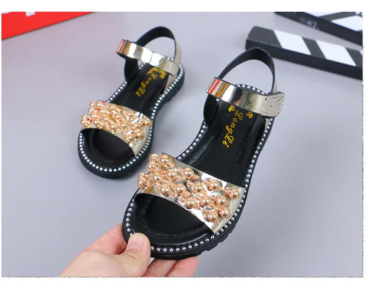 Girls’ Summer Pearl Sandals – Korean-Style Beaded Princess Beach Shoes (Ages 5–12)