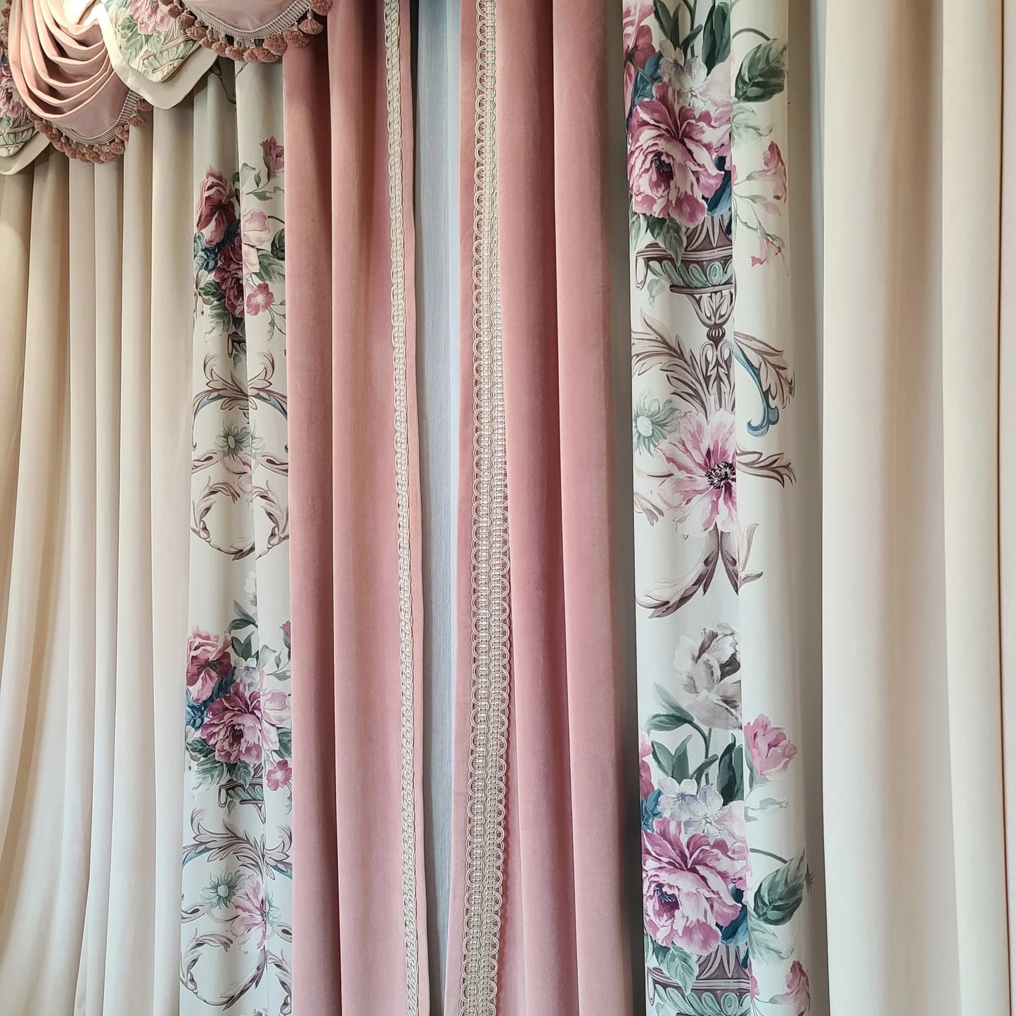 New High-end Pink Printing Velvet Splicing Curtains for Living Room Bedroom Villa Balcony French Window Customized Products