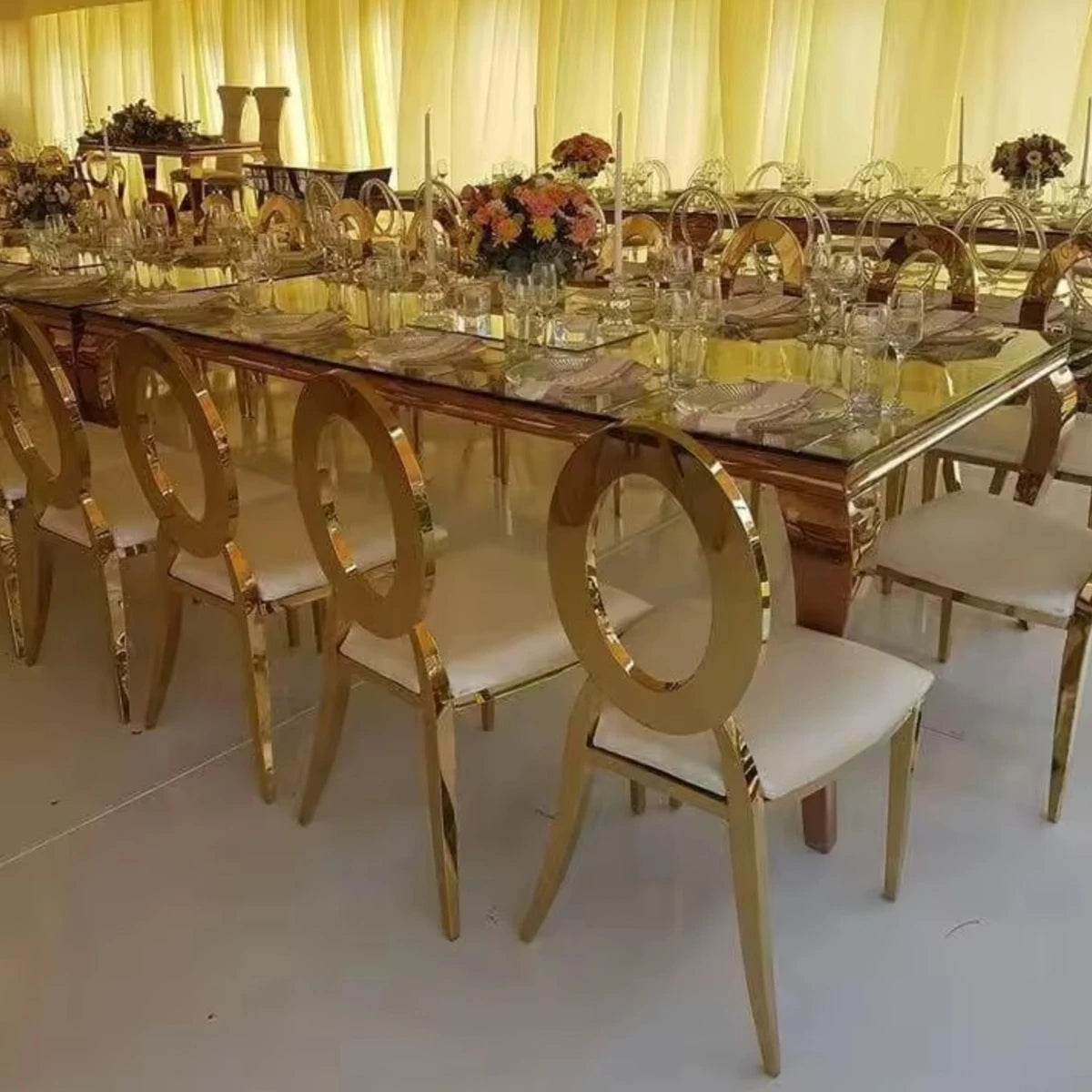50pcs Gold/Silver Stainless Steel Oval Back Banquet Chairs – Luxury Wedding & Hotel Furniture