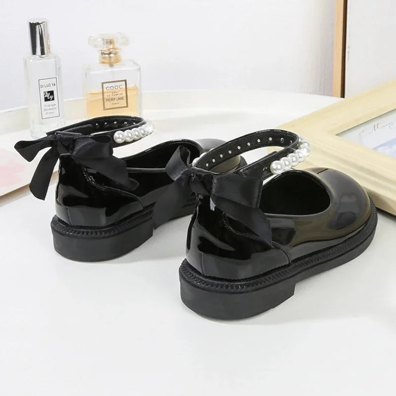 New Autumn Girls’ Glossy Black Mary Janes – Princess Leather Shoes with Back Bow & Beading