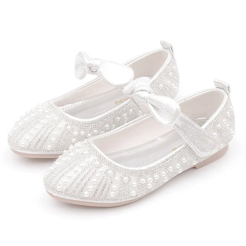 Flower Girls' White Wedding Shoes – Elegant Pointed Toe Princess Dress Shoes with Pearls & Shine