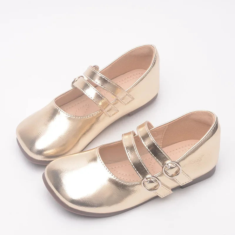 Flower Girls' White Wedding Shoes – Elegant Pointed Toe Princess Dress Shoes with Pearls & Shine