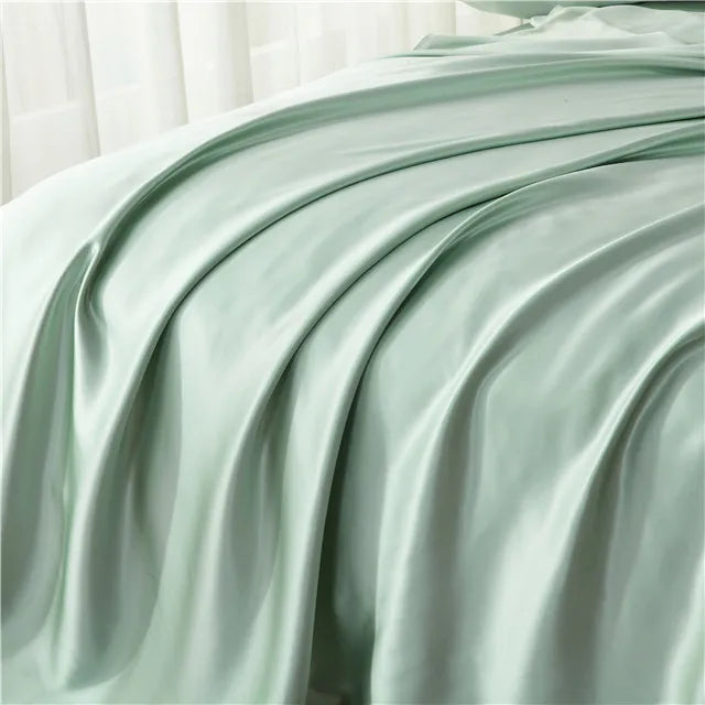 Super Soft and Fresh Feeling Twin Size/Queen Size/King Size Silk Bedding Set