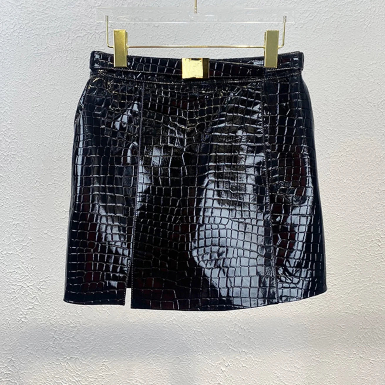 2025 Women’s High Waist Crocodile Pattern Sheepskin Skirt – Front Split Mini Streetwear