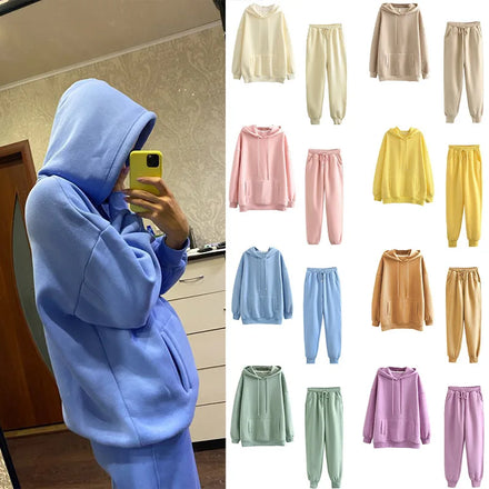 Women’s Hoodie & Sweatpant Tracksuit — Autumn-Winter Lounge Wear 2-Piece Set — view 1 of tracksuits