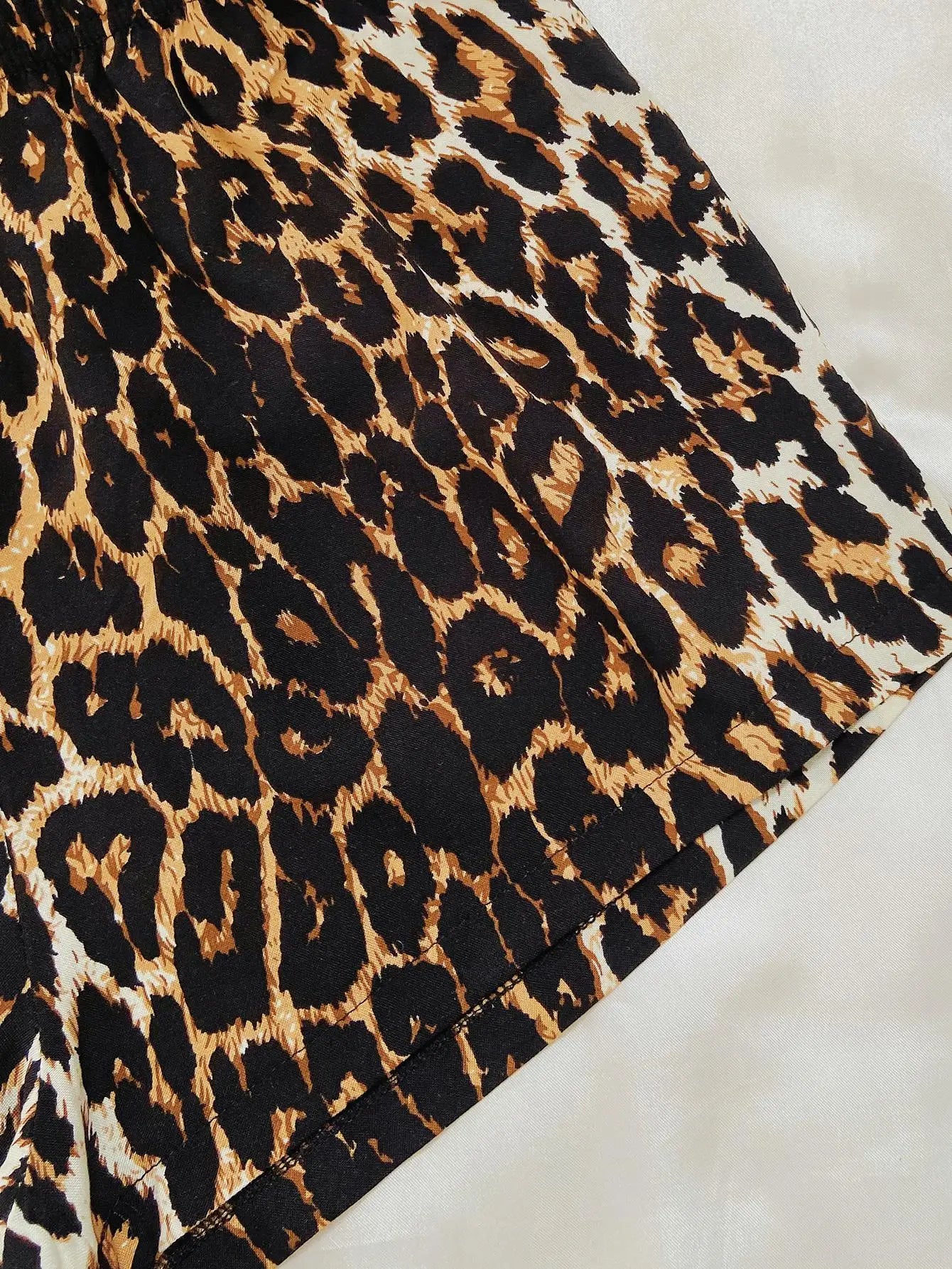 Women's Leopard Pajamas Set Short Sleeves Lip Print Top & Shorts 2 Piece
