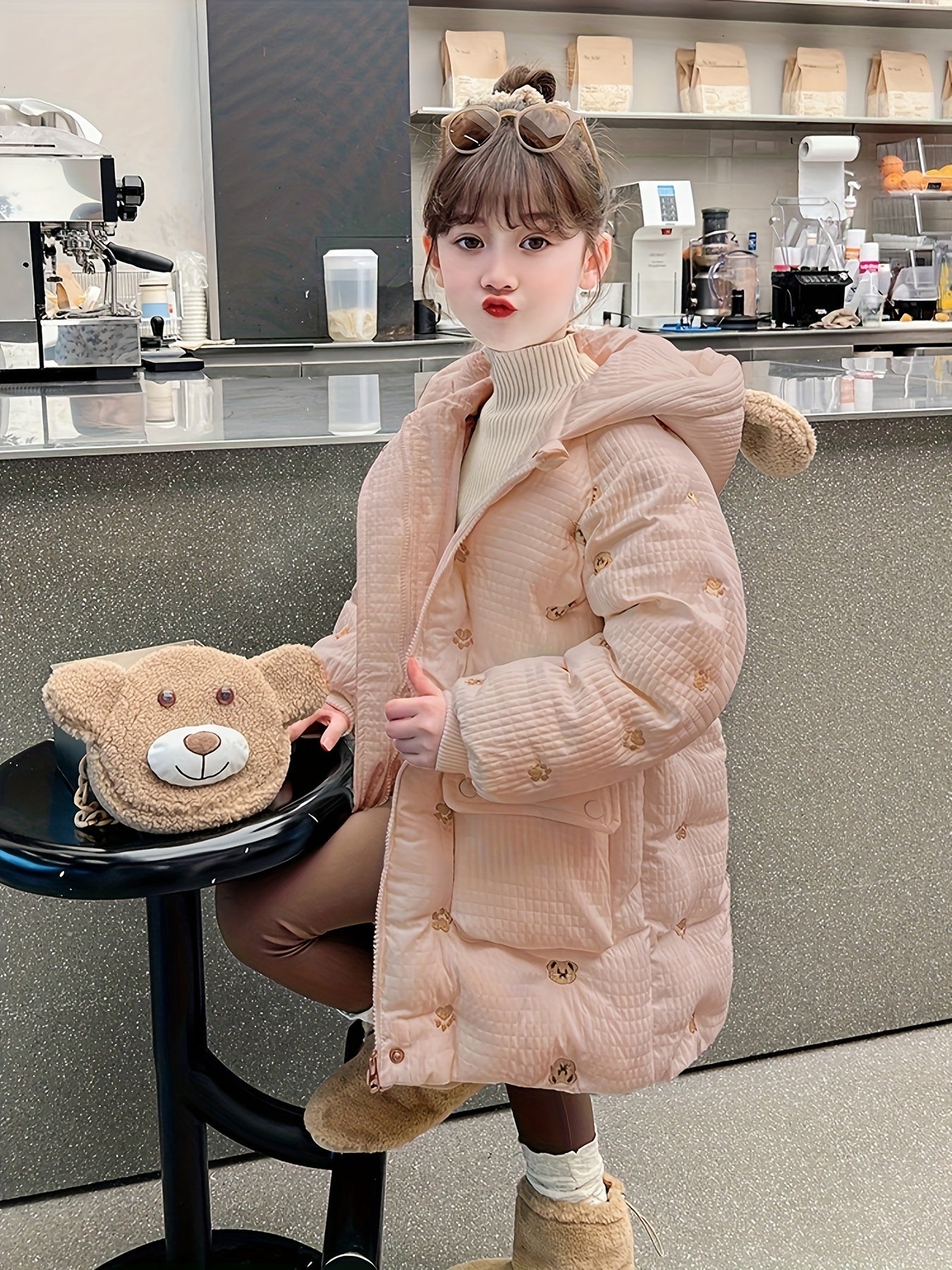 Youngsters's Girl Winter Cotton Suit Medium and Long Style: Full Embroidery Cotton Suit, Cartoon Bear Hat and Zipper Closure - Suitable for Winter Outings (Product does not include Bear Backpack)