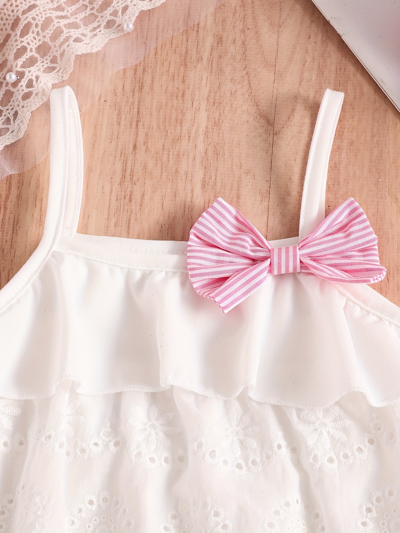 2pcs Girls’ Lace Camisole & Striped Shorts – Summer Outdoor Outfit