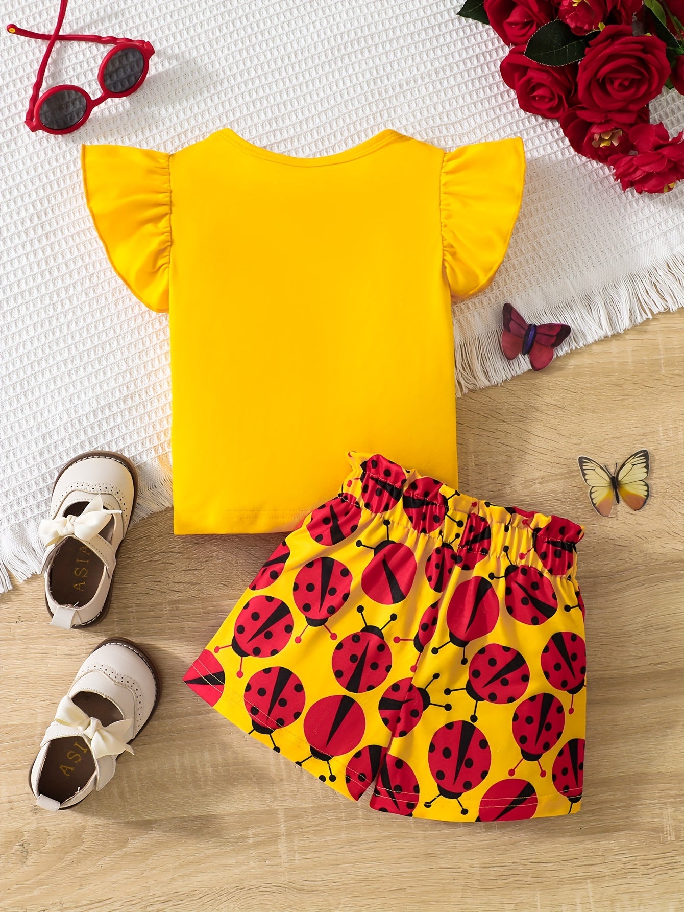 Baby Girl Summer Outfit – Ruffle Sleeve Graphic T-Shirt & Bowknot Ladybug Shorts