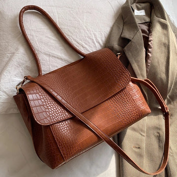 Designer Crocodile Pattern women handbag Large Capacity Shoulder Bags — view 1 of bags & accessories