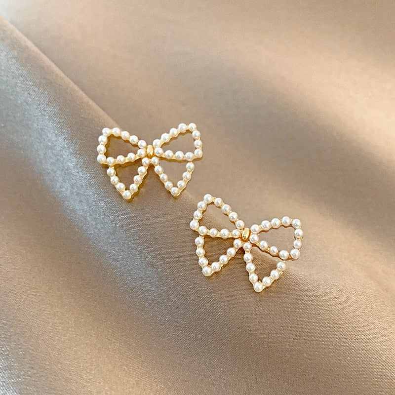 Fashion golden metal hoop earrings vintage ladies high-end irregular geometric round earrings jewelry