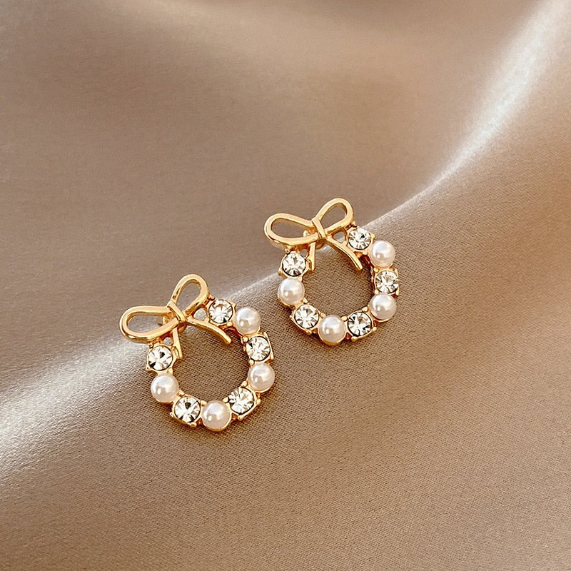 Fashion golden metal hoop earrings vintage ladies high-end irregular geometric round earrings jewelry
