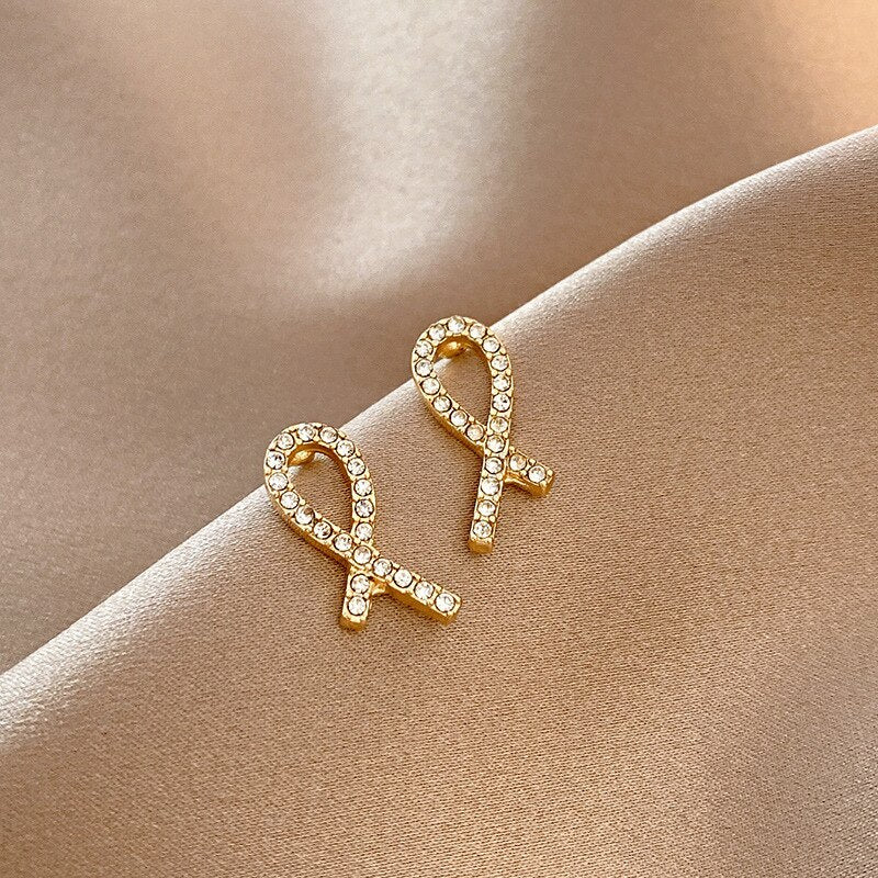 Fashion golden metal hoop earrings vintage ladies high-end irregular geometric round earrings jewelry
