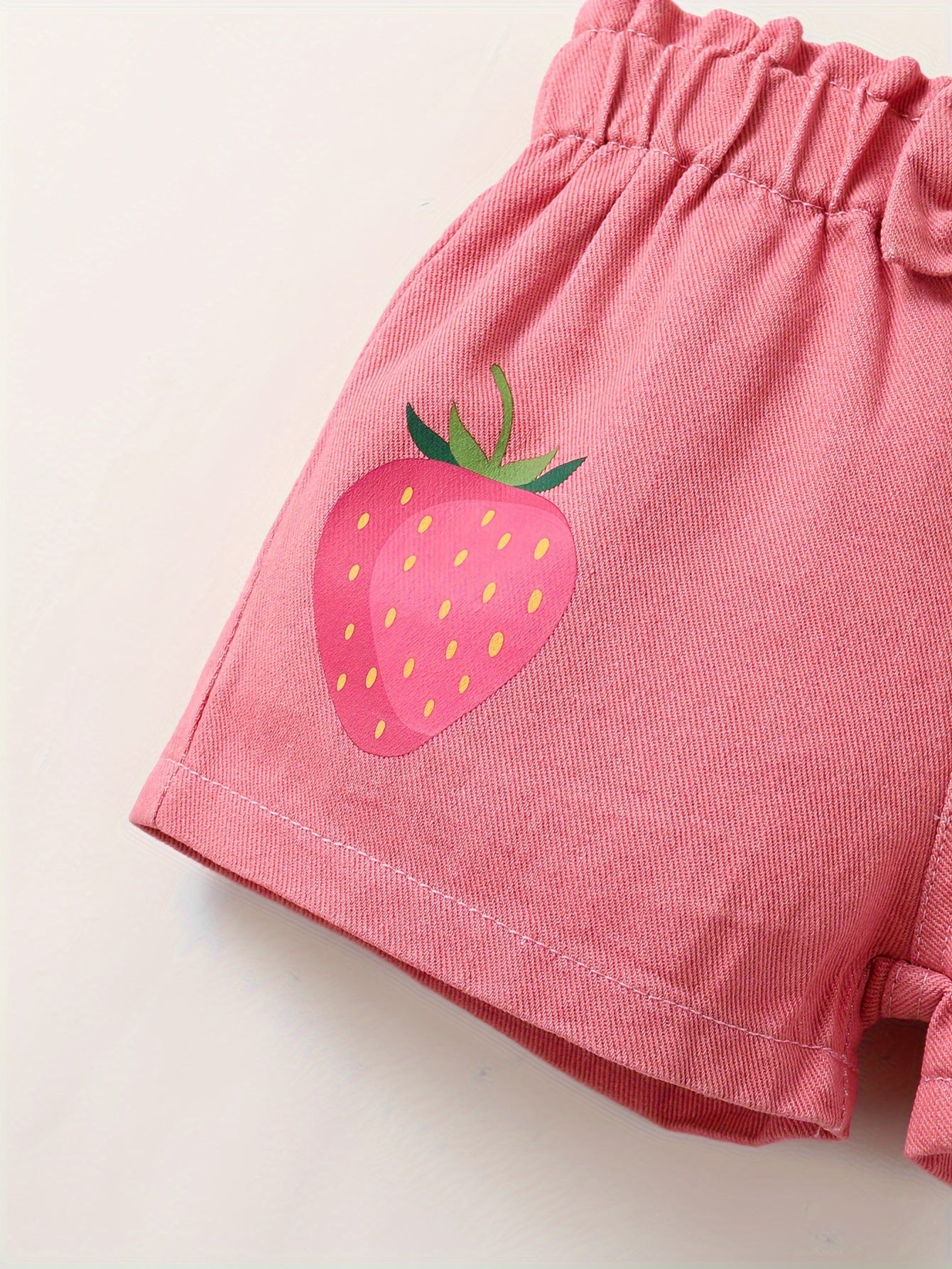 Girls' Strawberry Print Summer Outfit – T-Shirt & Bow-Knot Shorts