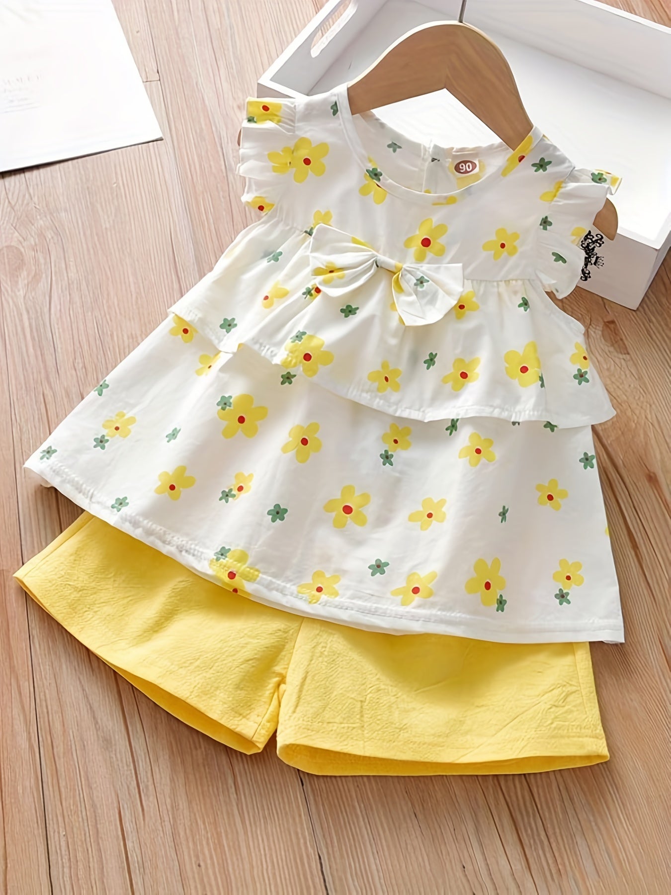 Two-piece Floral Short-sleeved Shorts For Girls