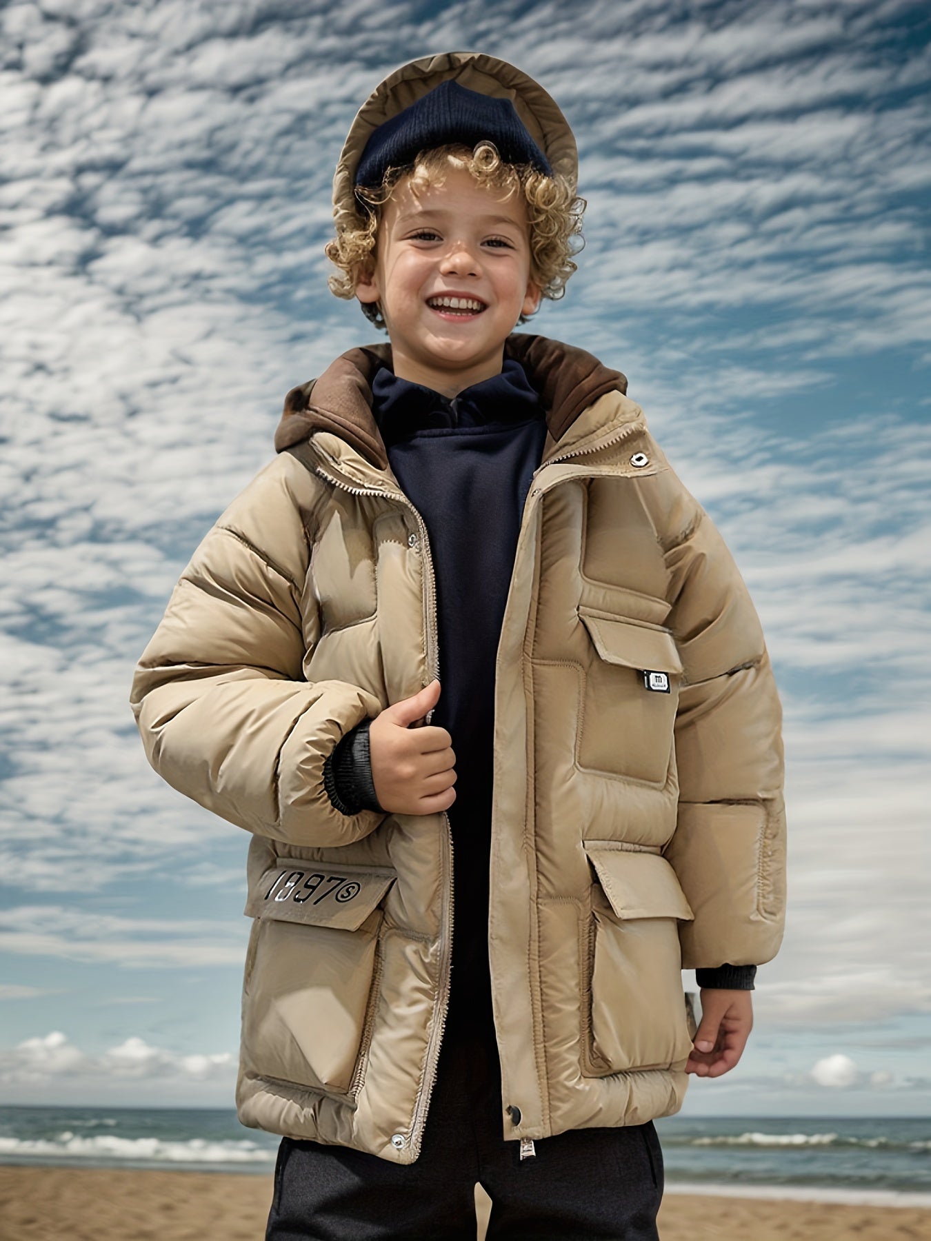 1997 Letter Print Hooded Coat – Warm & Practical Boys’ Fall/Winter Jacket with Pockets