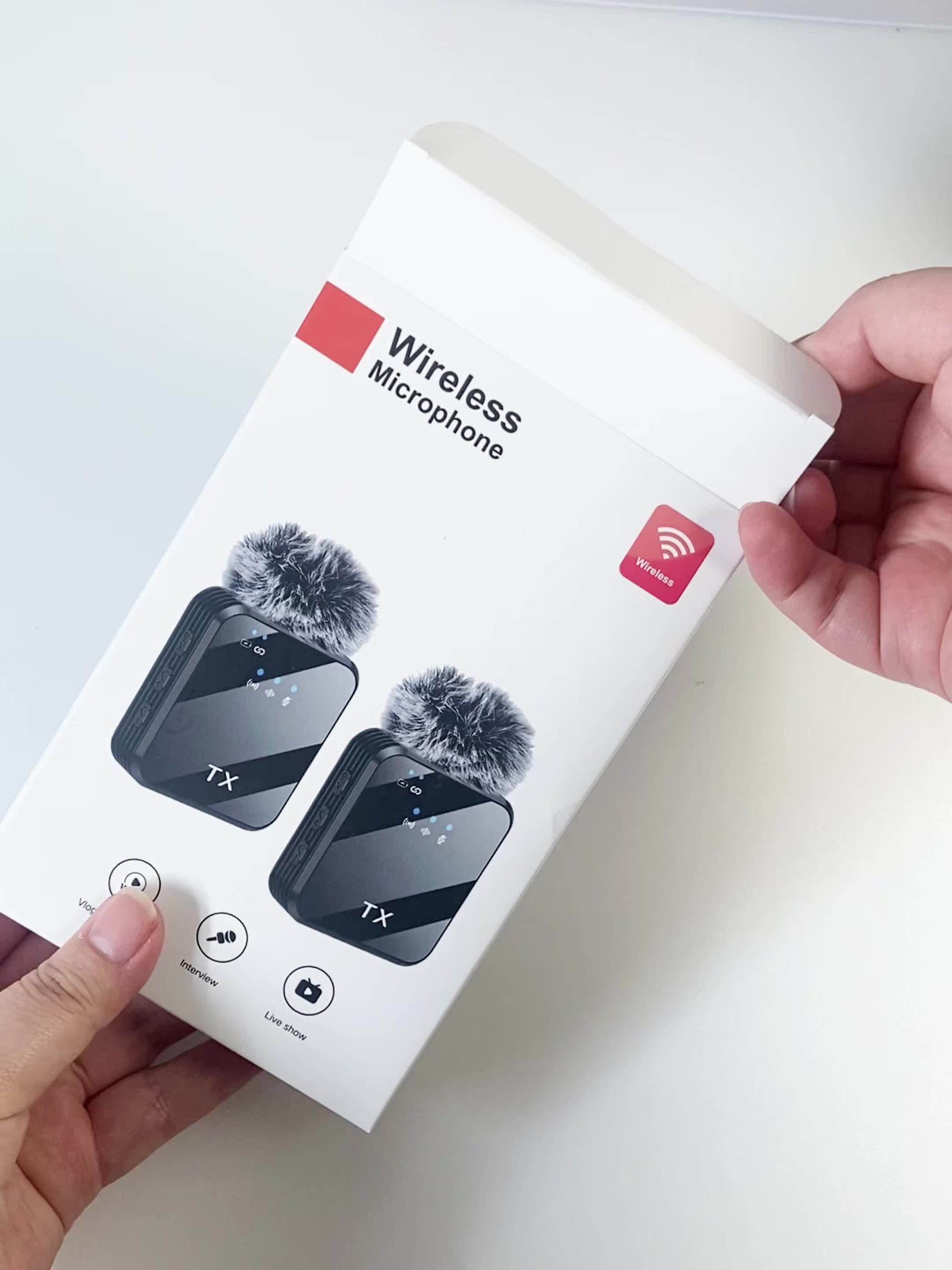 A Professional Wireless Lavalier Microphone Featuring Smart Noise Reduction, an Omnidirectional Condenser Mic, And a Windproof Pom-Pom. This 2-In-1 Wireless Lavalier Mic Is Ideal for Capturing Content Such As Live Streams, In