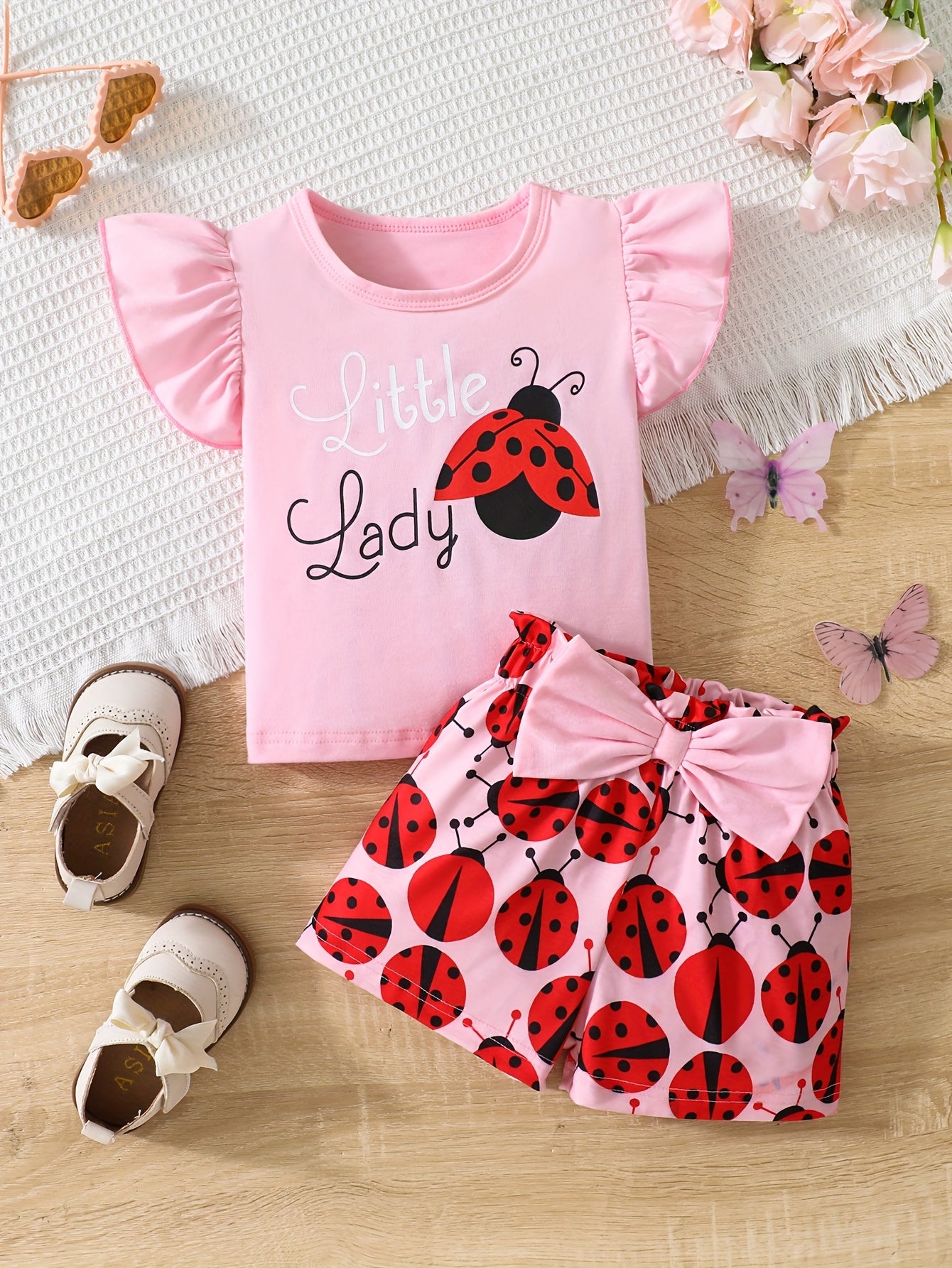 Baby Girl's Ruffle Trim Sleeve Cute Graphic T-shirt & Bowknot Ladybug Pattern Shorts Outdoor Set