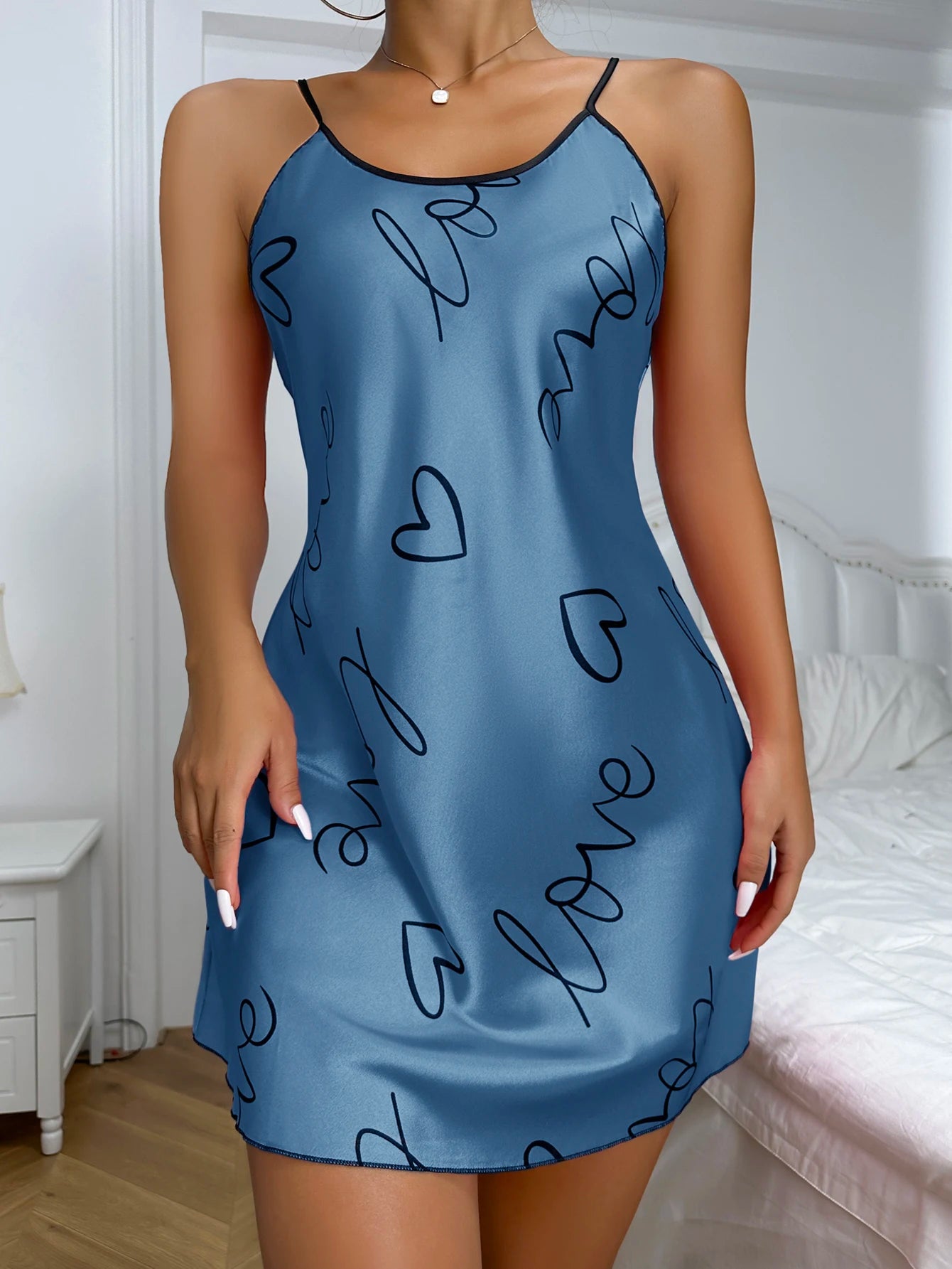 Women’s Heart Print Nightdress – Elegant Scoop Neck Sleepwear with Criss-Cross Back