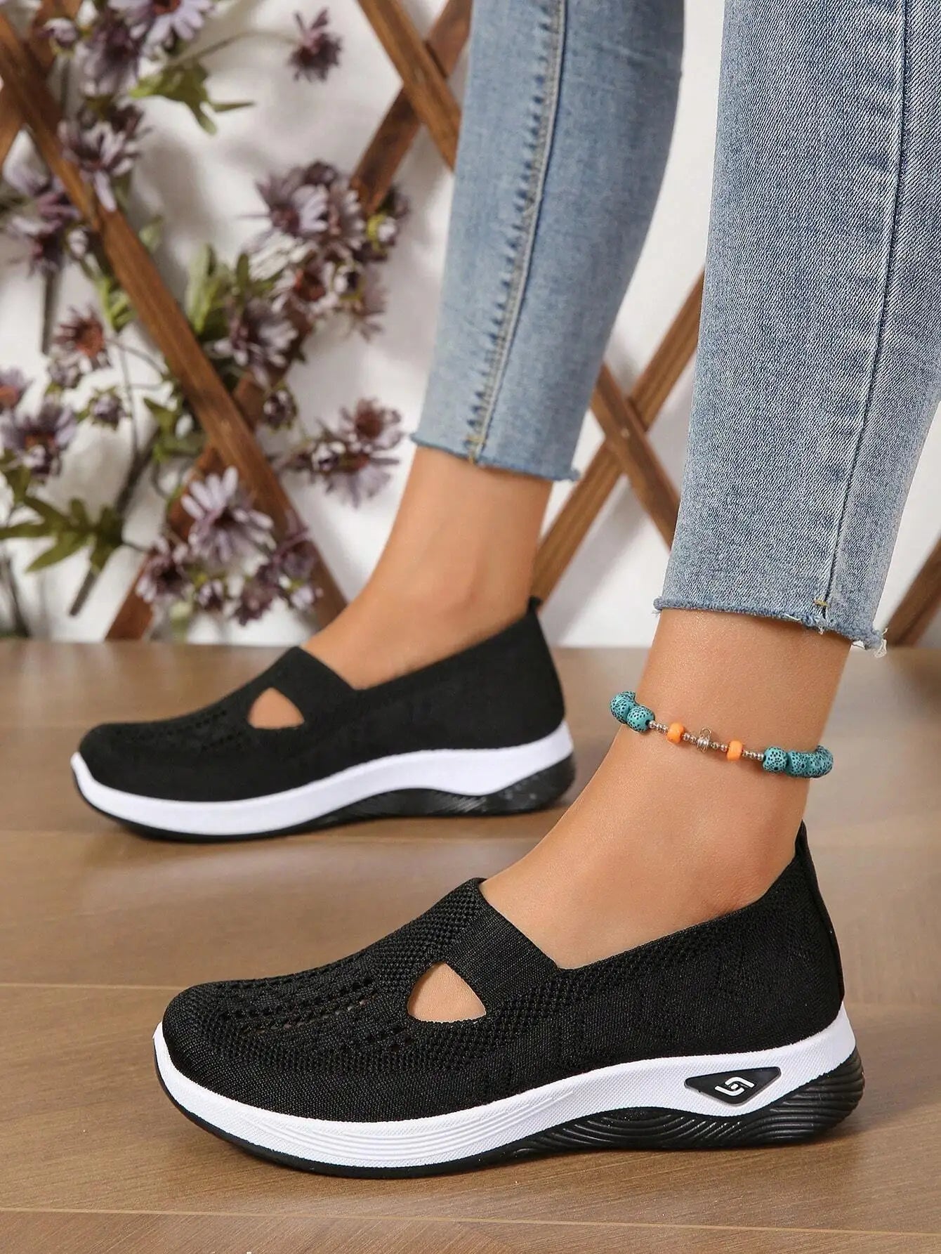 Women's breathable knit lightweight summer walking sneakers — view 3
