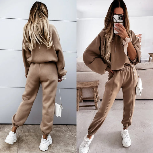 Oversized Fleece Tracksuit &mdash; Women&rsquo;s Winter 2-Piece Hooded Long-Sleeve Lady Suit — view 1 of tracksuits