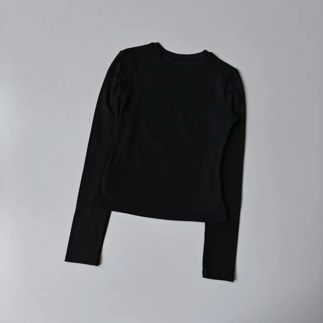 Women's Activewear Seamless Long-Sleeve Sports Top — Slim-Fit Yoga Workout Shirt — view 6 of women's activewear