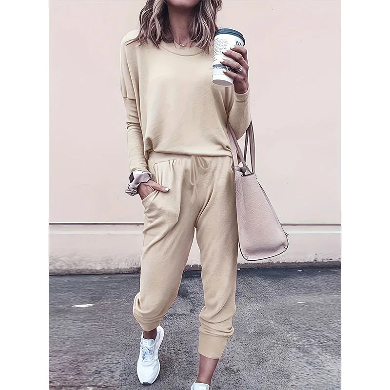 Oversize Tracksuit Set &mdash; Women&rsquo;s 2026 Spring-Autumn Long-Sleeve Loose Hoodie + Sportswear Pant — view 4 of tracksuits