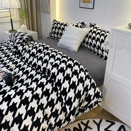 Coral Fleece Four-Piece Set Winter Thicken Thermal Double-Sided Flannel Bed Sheet Leopard Quilt Cover Milk Fiber Bedding