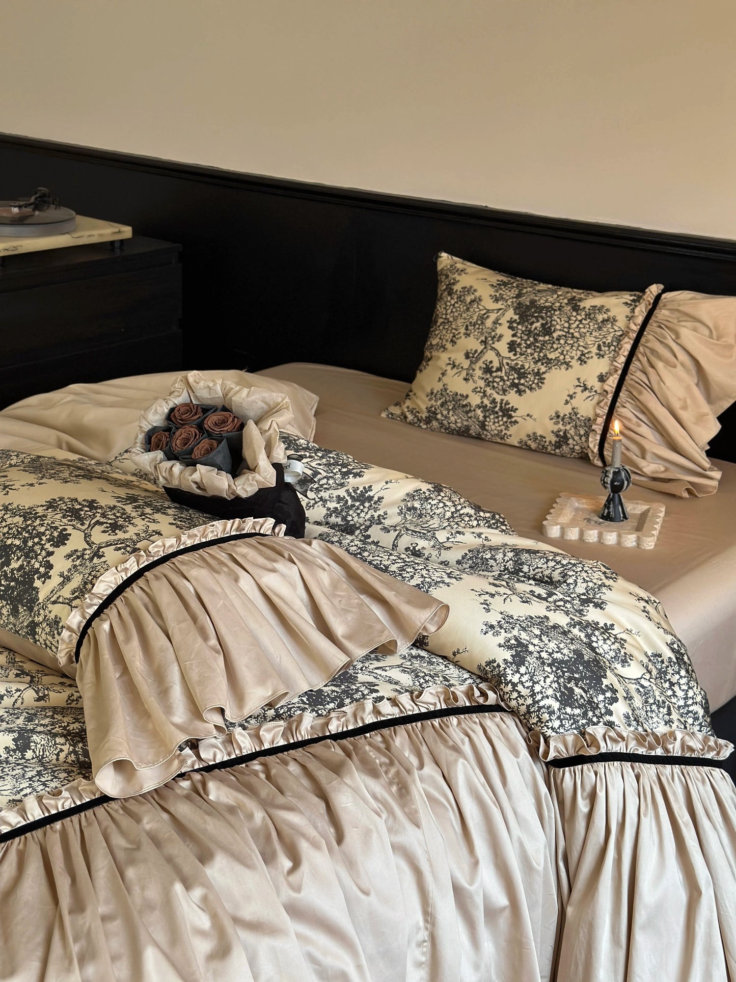 Korean Princess Cotton Bedding Set Retro French Duvet Cover Sets Flower Bed Skirt Bedding 4pcs  Skin-friendly Bedspread Sheets