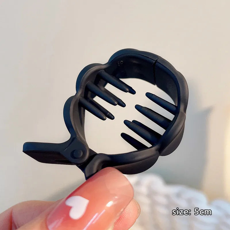 Matte Round Shark Hair Clip – Retro High Ponytail Grip Clamp for Women (All-Match) — view 6 of women's clothing