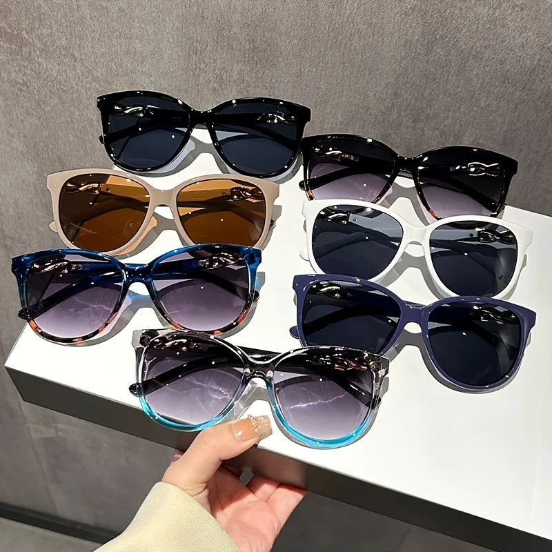 Cat-Eye Sunglasses Designer Vintage 2025 — Viral Women's Retro Lady Brand Editorial Shades — view 4 of sunglasses
