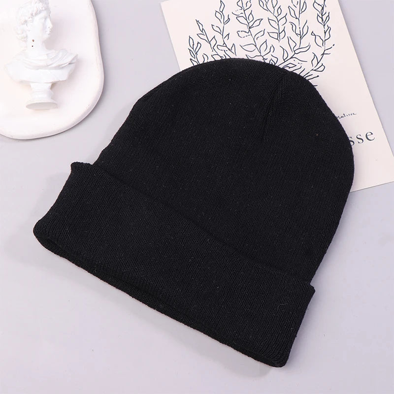 Black Pullover Woolen Knitted Wool Hip Hop Beanie Snow Hat Topi Benie Berhuruf