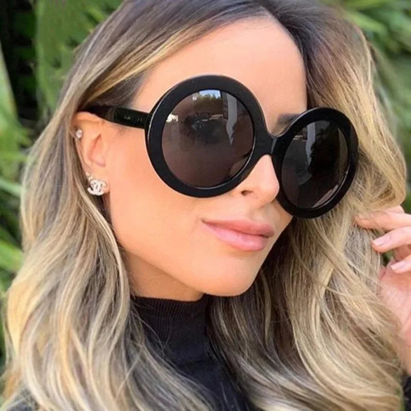 Oversized Round Sunglasses — Women's Gradient UV400 Retro Sun Glasses — view 4 of sunglasses