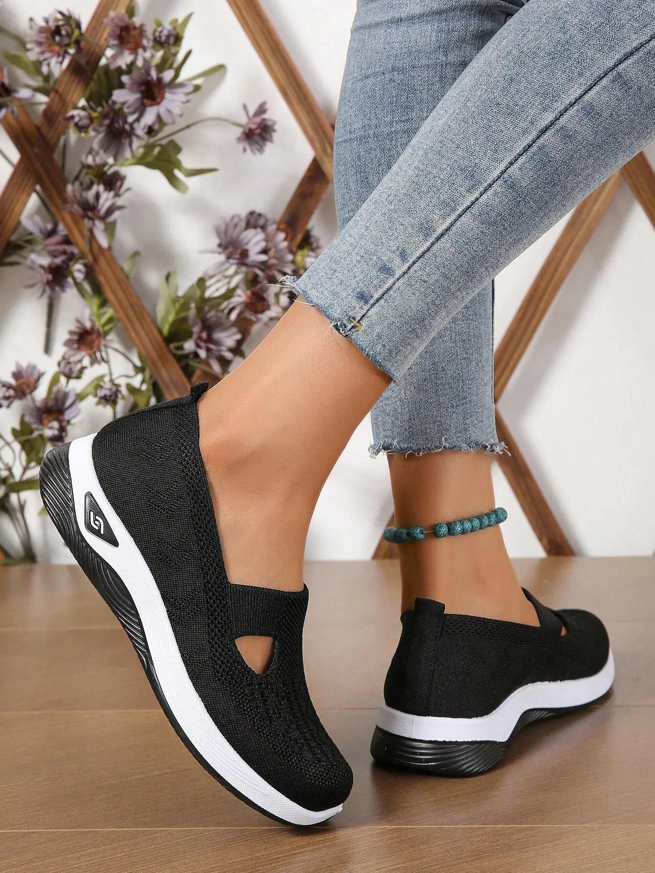 Women's shoes Solid Color Breathable Sneakers, casual sneaker women's summer sneakers, Low-top Knitted Casual Shoes Mom Shoes — view 6 of product