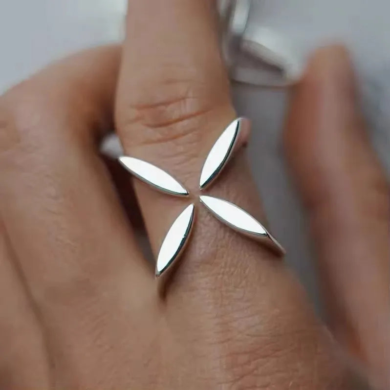 VENTFILLE Women's 925 Sterling Silver Flower Ring — Hollow Retro Fine Jewelry Gift