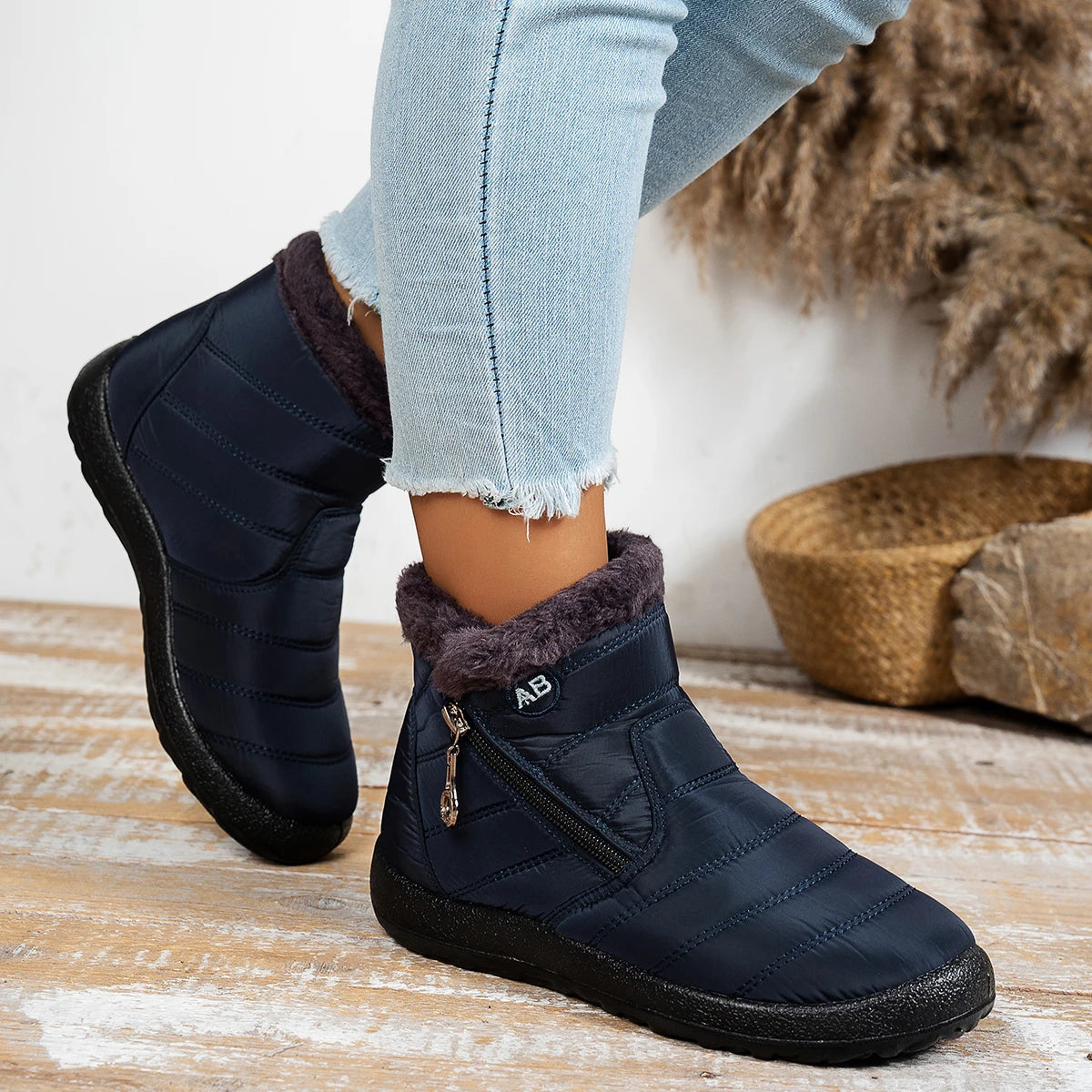 Women's Waterproof Autumn-Winter Snow Boots — Lightweight Outdoor Ankle Boots — view 3 of boots