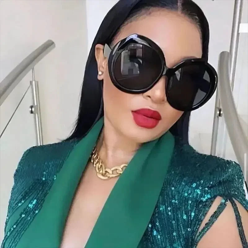 Oversized Round Sunglasses — Women's Gradient UV400 Retro Sun Glasses — view 3 of sunglasses
