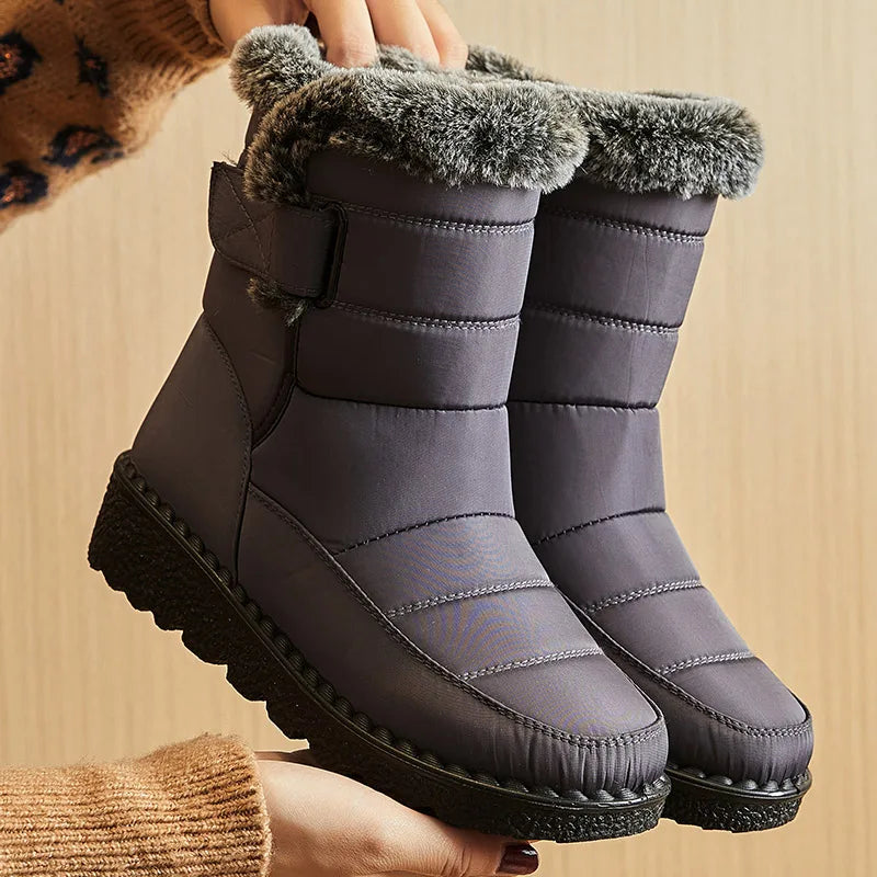 Women's Boots 2025 Trend — Low-Heel Waterproof Fur Snow Ankle Boots — view 7 of boots