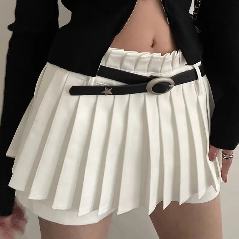 Belts Vintage Y2K Moon Star Buckle Gothic PU Leather Punk Waistband — view 3 of belts
