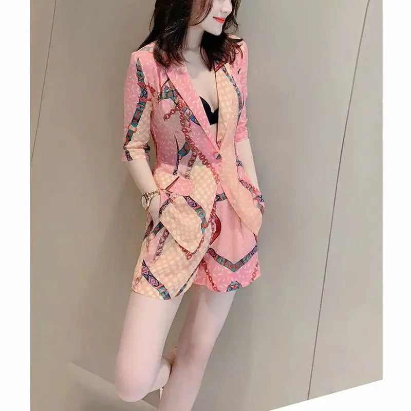 Korean Fashion Style Slim Fit Set for Women 2023 Summer New Arrival Temperament Print Slim Fit Suit Shorts Two Piece Sets