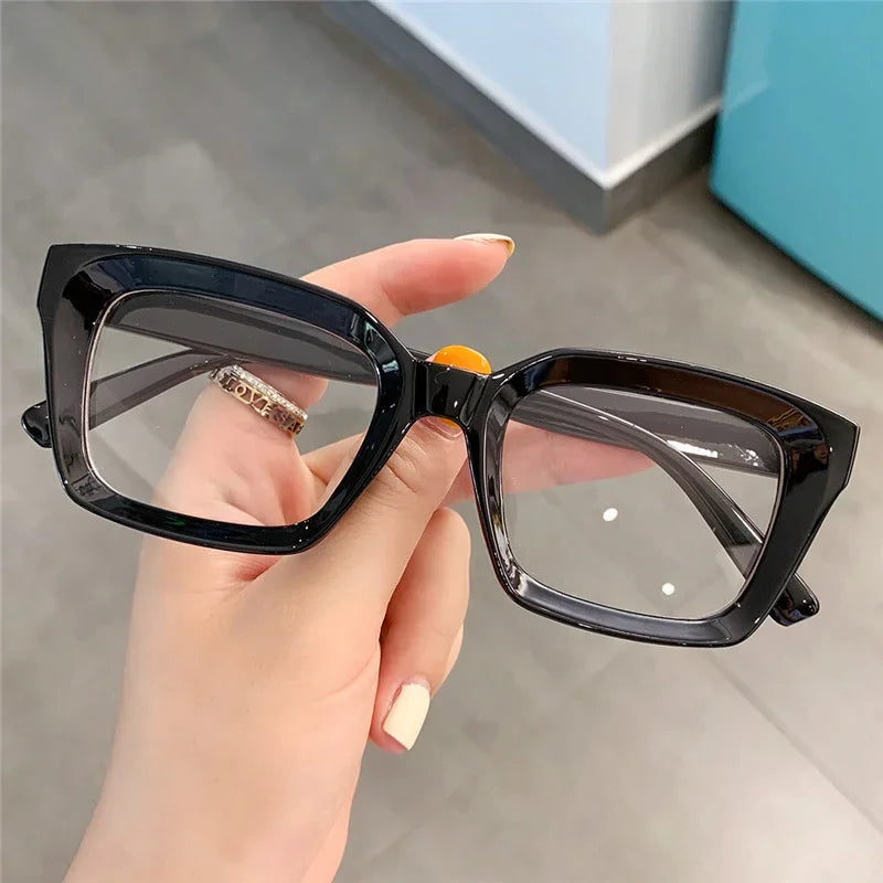 Fashion Reading Glasses Women 2023 New Square Anti Blue Light Presbyopia Eyegalsses Vintage Computer Optical Eyewear +1 .0~ +3.5