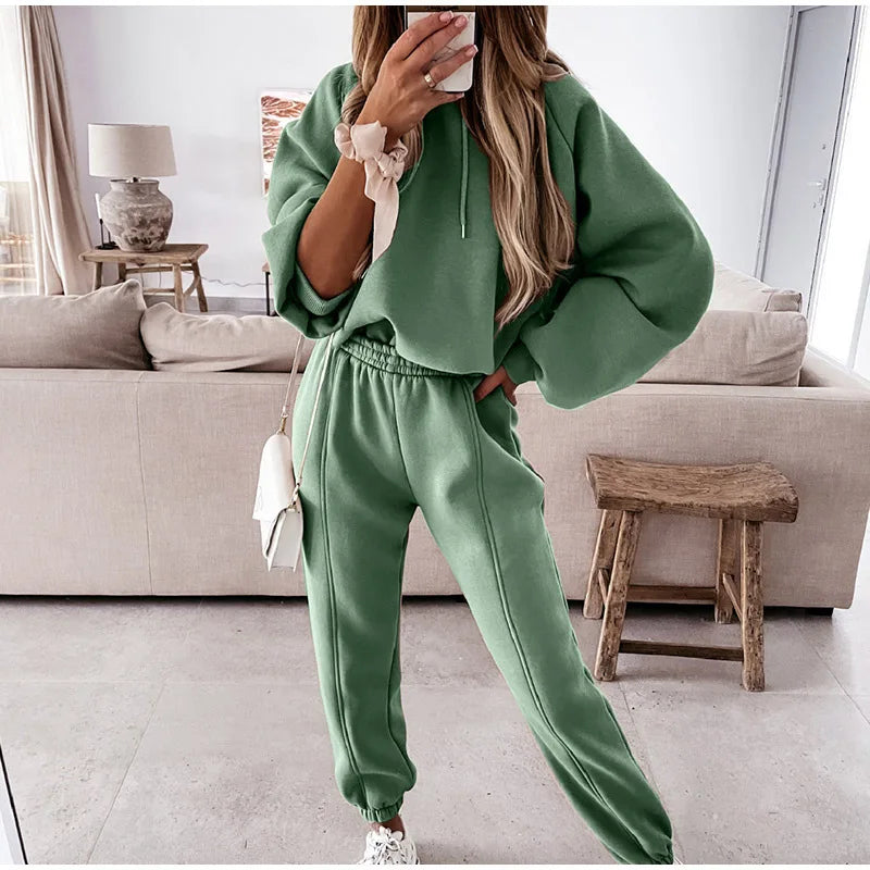 Oversized Fleece Tracksuit &mdash; Women&rsquo;s Winter 2-Piece Hooded Long-Sleeve Lady Suit — view 6 of tracksuits