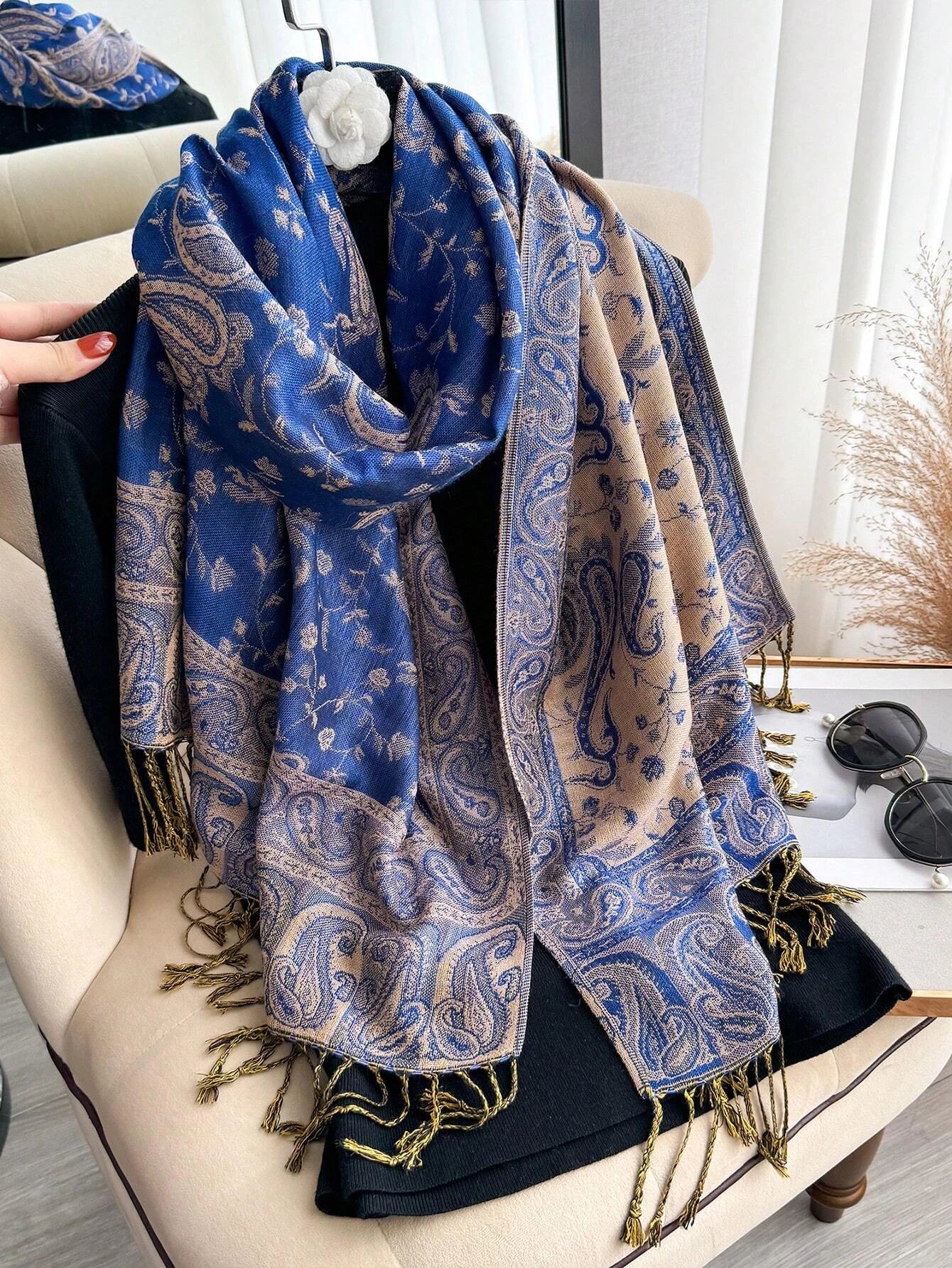 Pashmina Scarf European Bohemia Paisley Jacquard — Museum-Piece Cashmere Shawl Wrap 70×190cm — view 14 of scarves & wraps